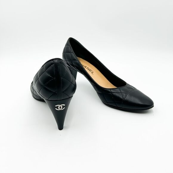 Chanel CC Cap Toe Quilted Heels Pumps Black Leather - Picture 1 of 15